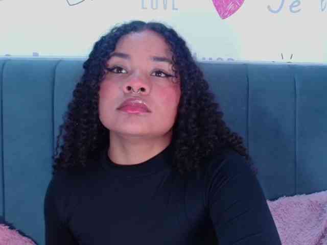 KittyBrooke webcam