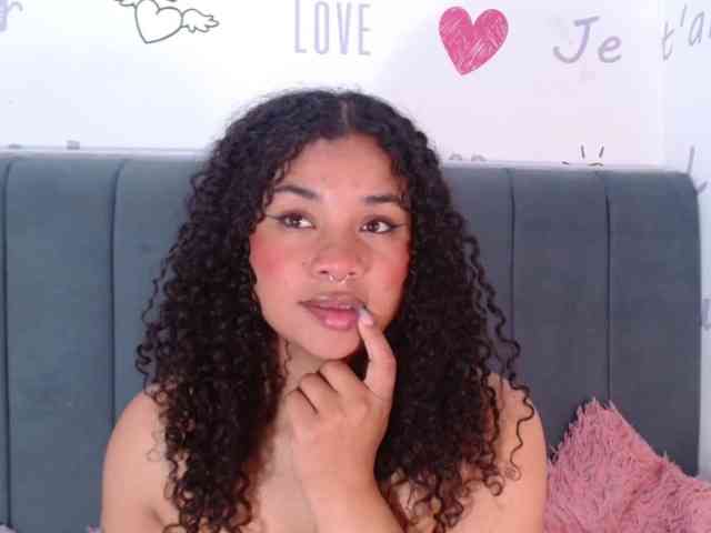 KittyBrooke webcam