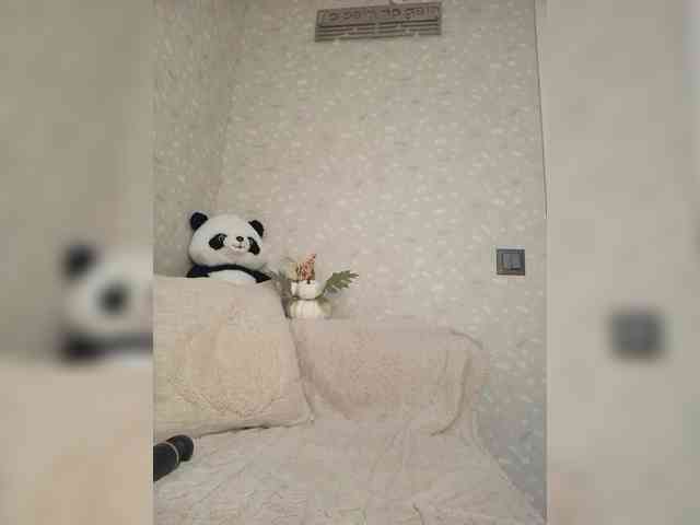 Black_chick webcam