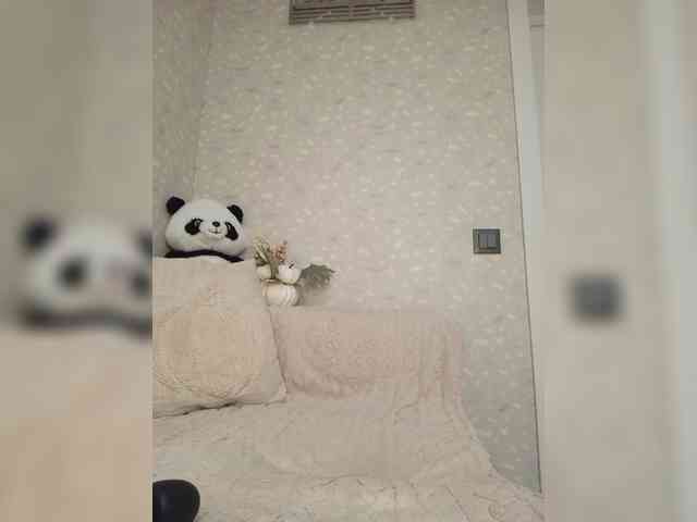 Black_chick webcam