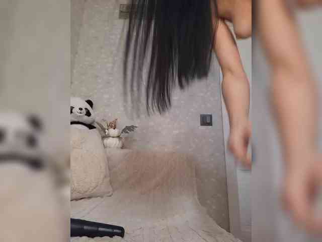 Black_chick webcam