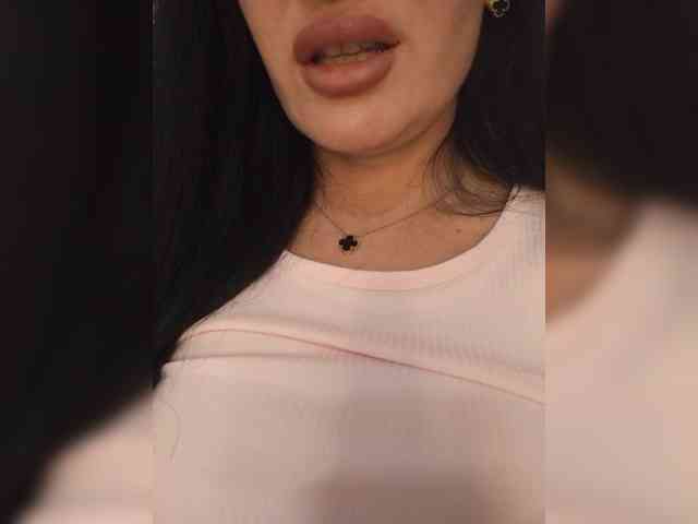 Black_chick webcam