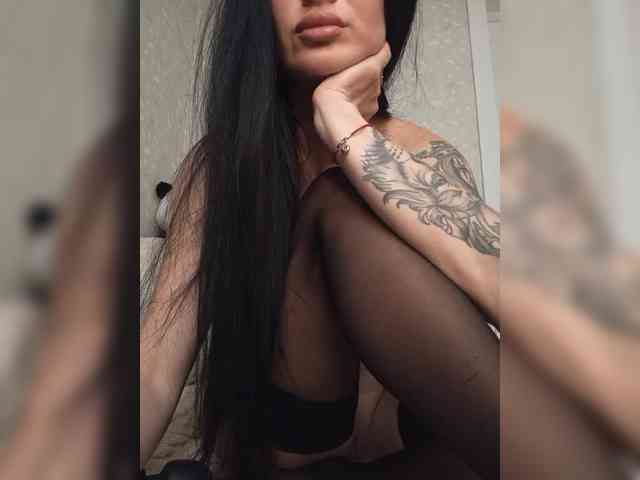 Black_chick webcam