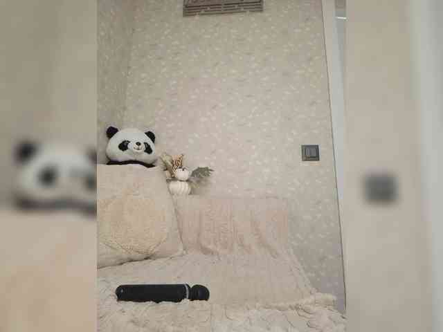 Black_chick webcam