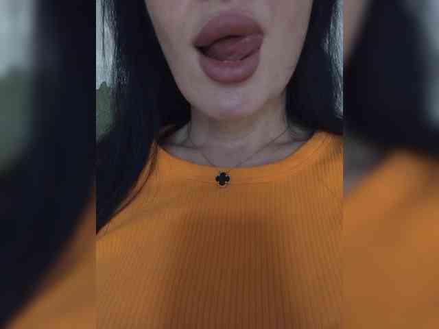 Black_chick webcam