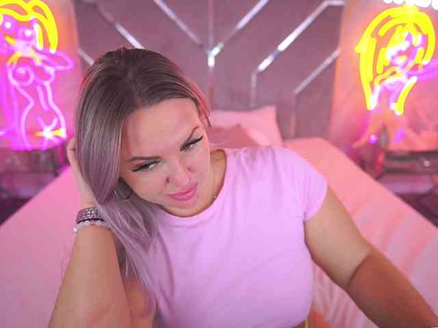KiraCandyS webcam