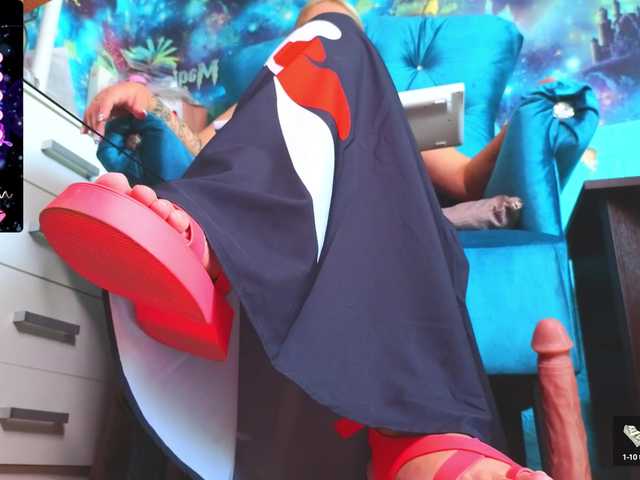 Mistress-Gwen webcam