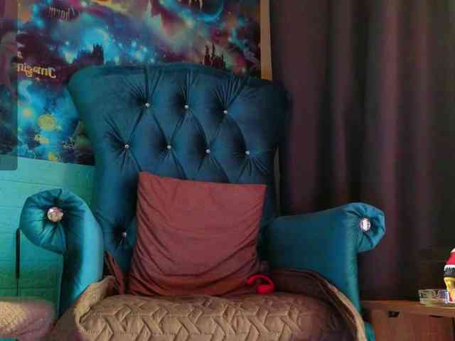 Mistress-Gwen webcam