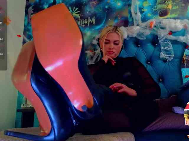 Mistress-Gwen webcam