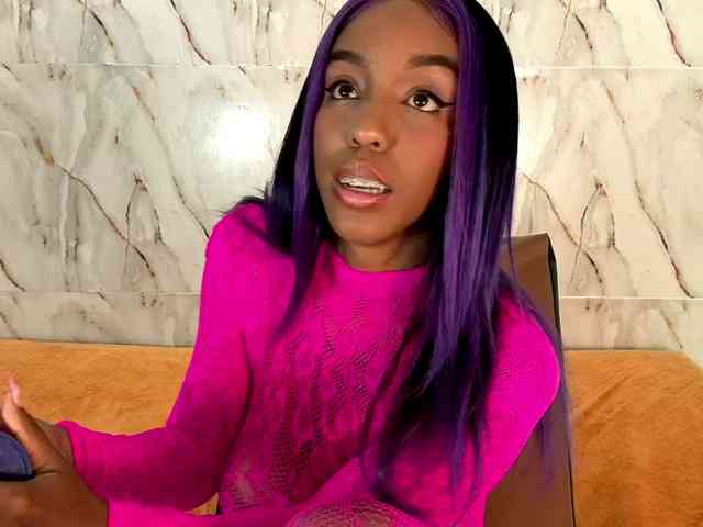 GeorginaStark webcam