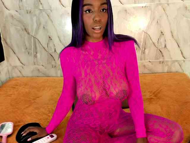 GeorginaStark webcam