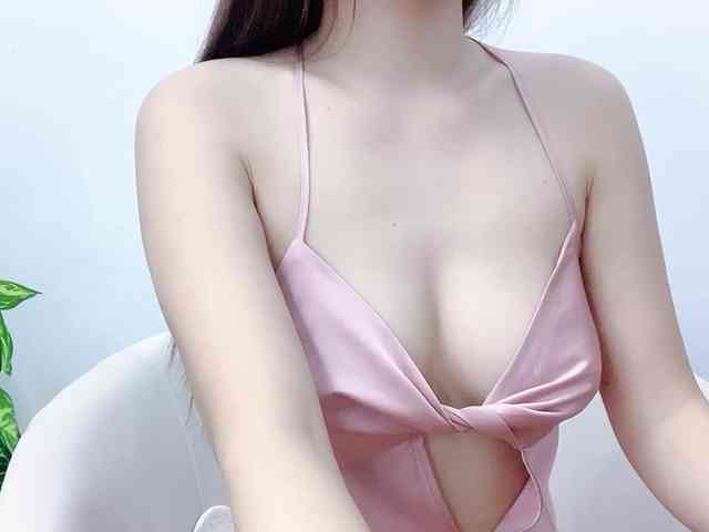 MieChan webcam