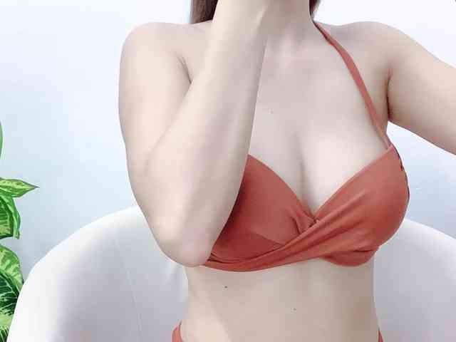 MieChan webcam