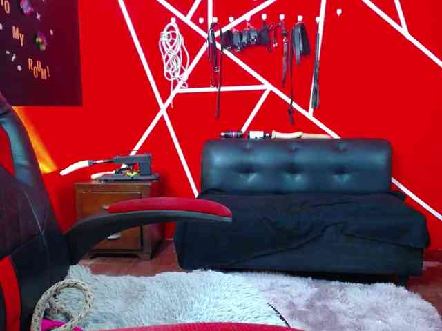 LOLYTABIGBOOBS webcam