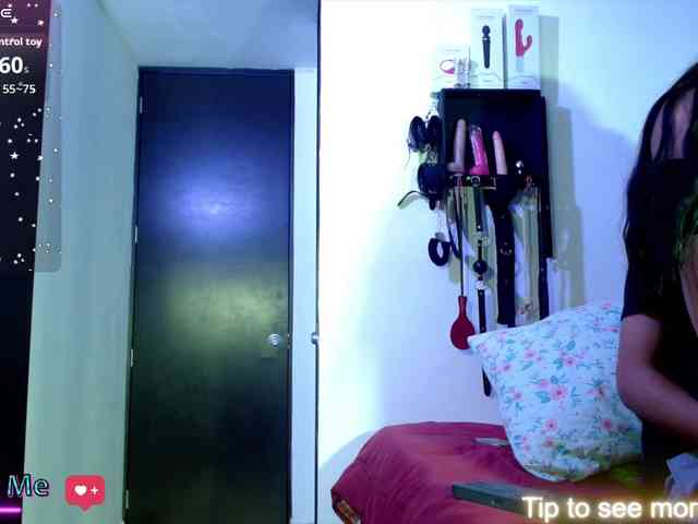 KIDDEVAA666999 webcam