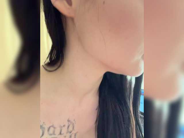 Vai a chattare su bmw_m8 bmw_m8