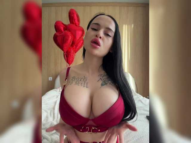 Gratis Live Sexcam mit bmw_m8 bmw_m8