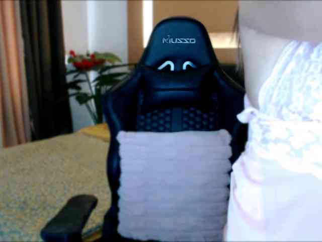 AdriannaFowler webcam