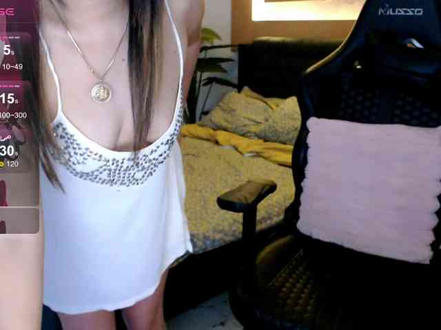 AdriannaFowler webcam