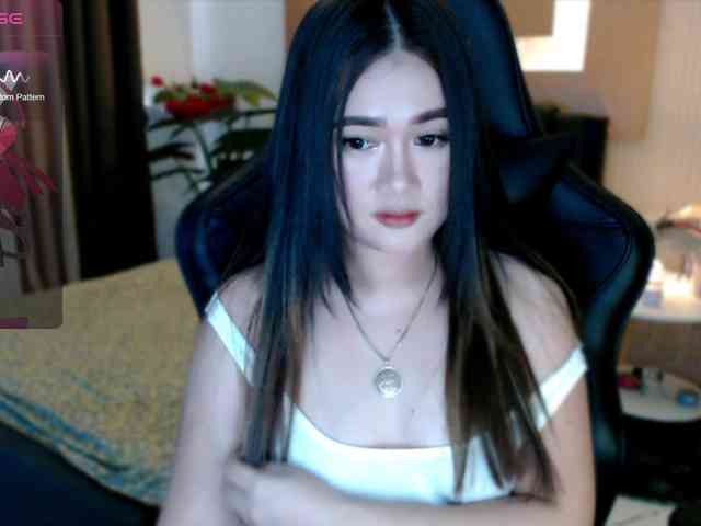 AdriannaFowler webcam