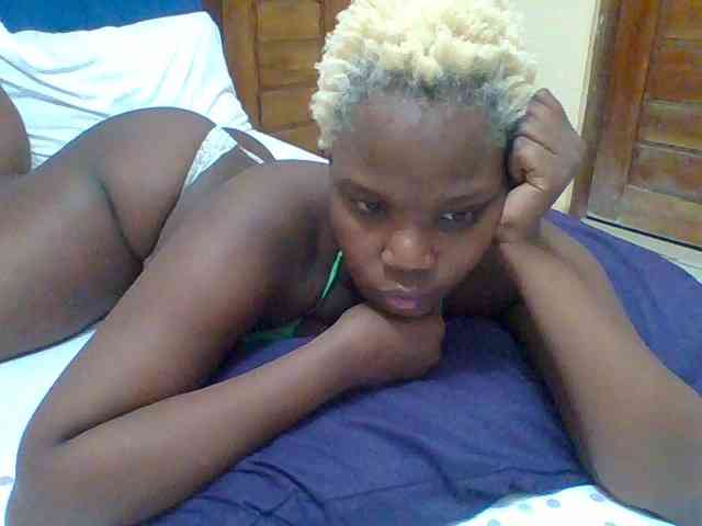 Sexyblackqueen webcam