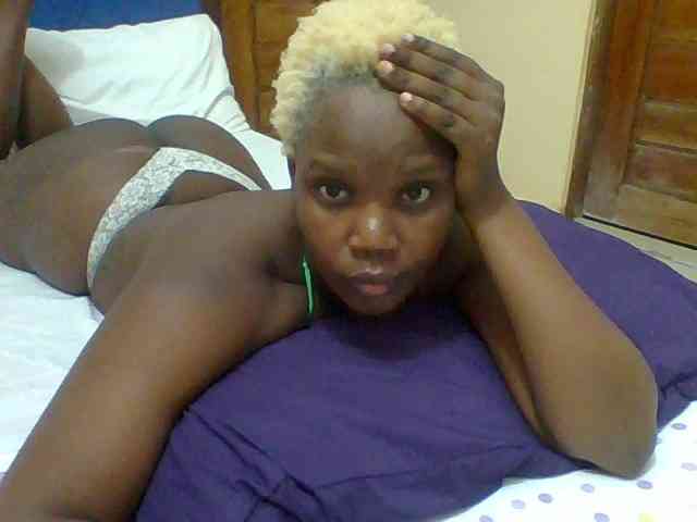 Sexyblackqueen webcam