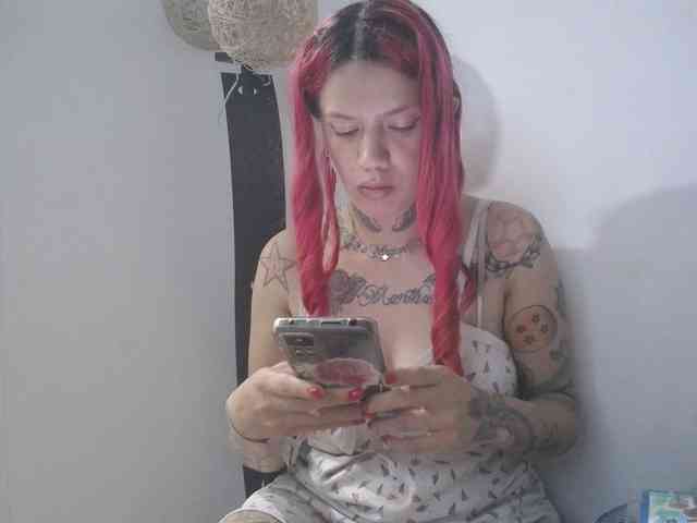 PhiliaShekinah webcam