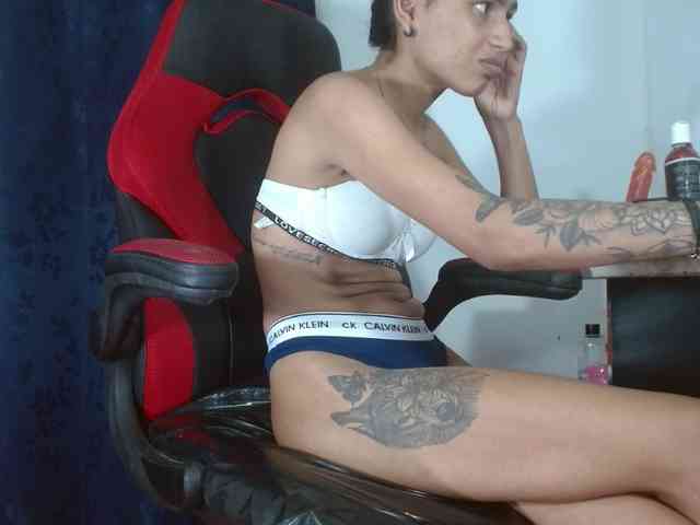 sweetangel2582 webcam