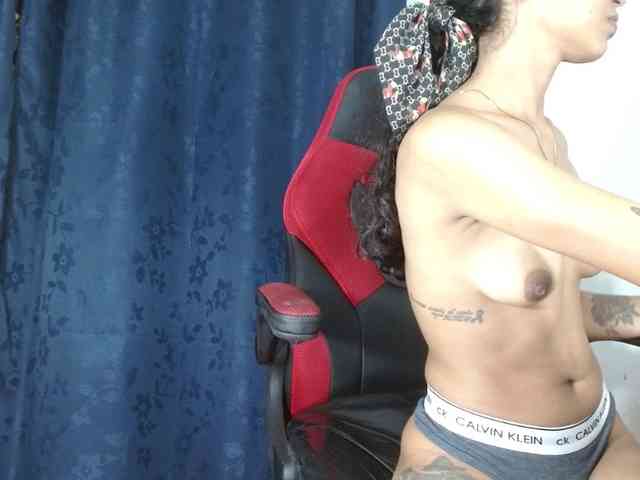 sweetangel2582 webcam