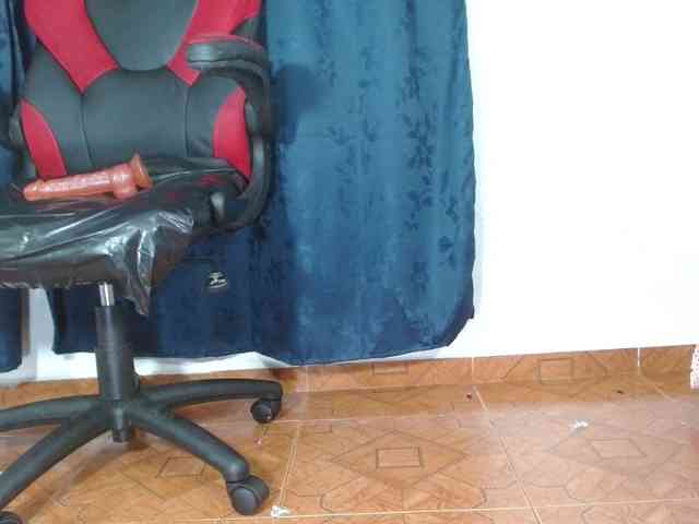 sweetangel2582 webcam