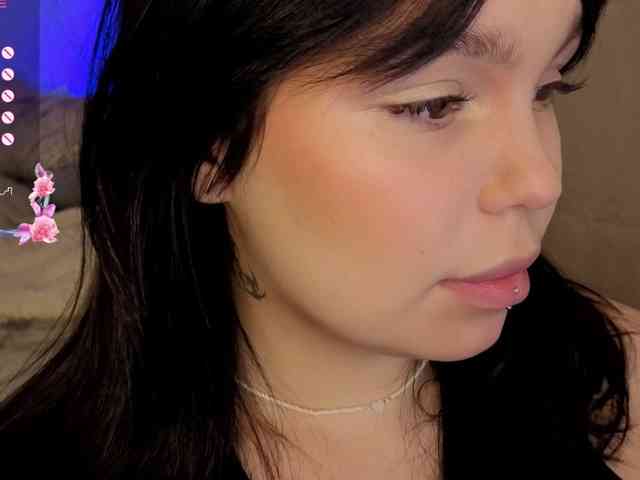 MaryMayven webcam