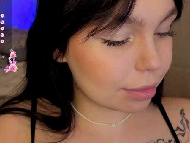 MaryMayven webcam