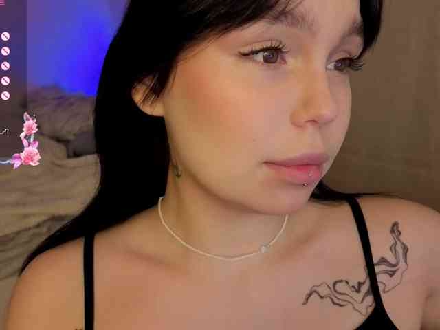 MaryMayven webcam