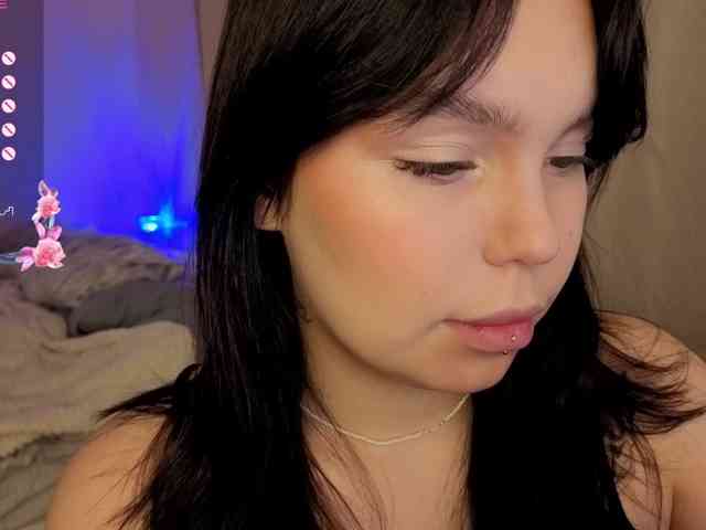 MaryMayven webcam