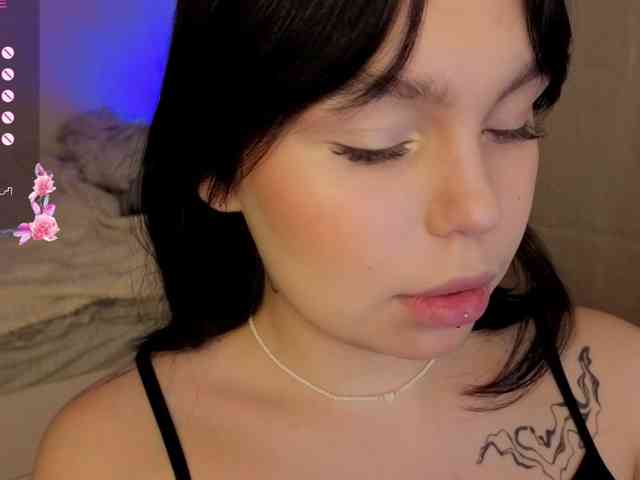 MaryMayven webcam