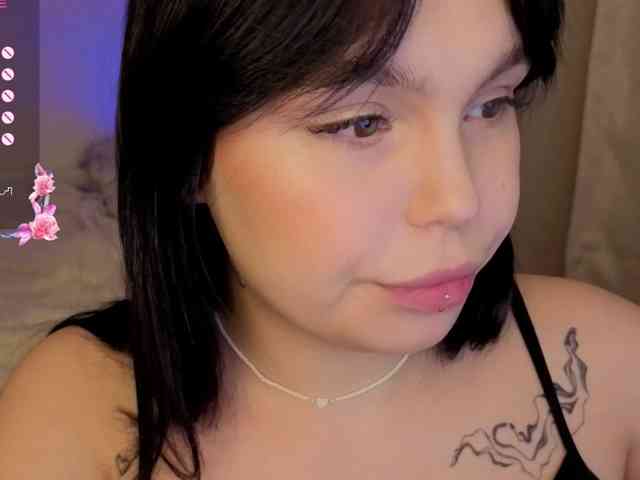 MaryMayven webcam