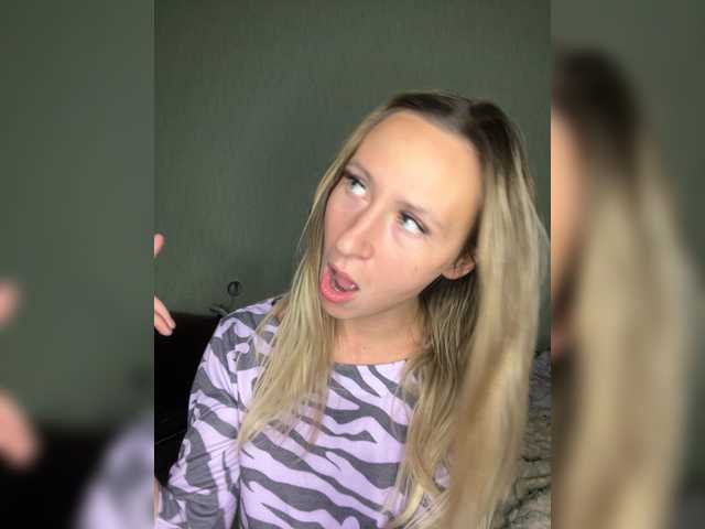 Saveta Live Cam Chat on BongaCams