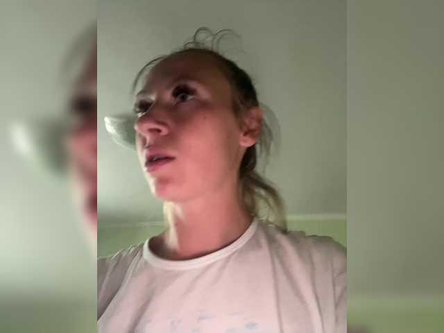 Accedi alla chat con il nickname Saveta Saveta