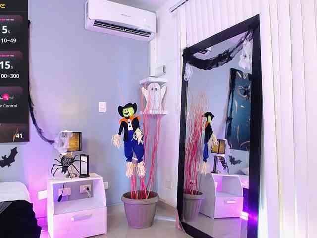 JasmineCampbell webcam