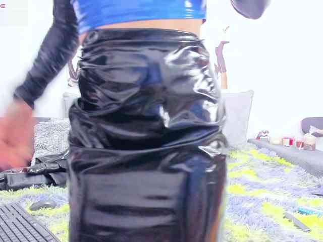 CallmeAnna webcam
