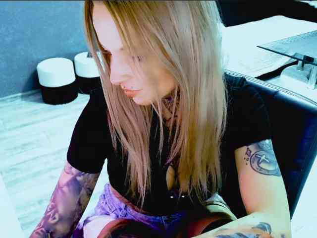 InesModel webcam