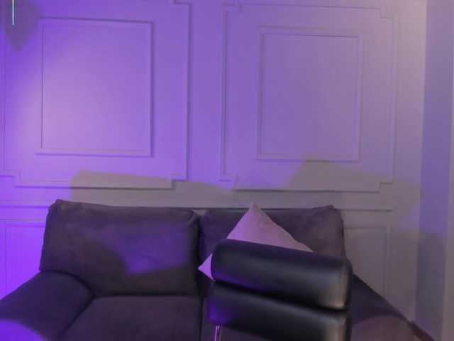 EveBenson webcam