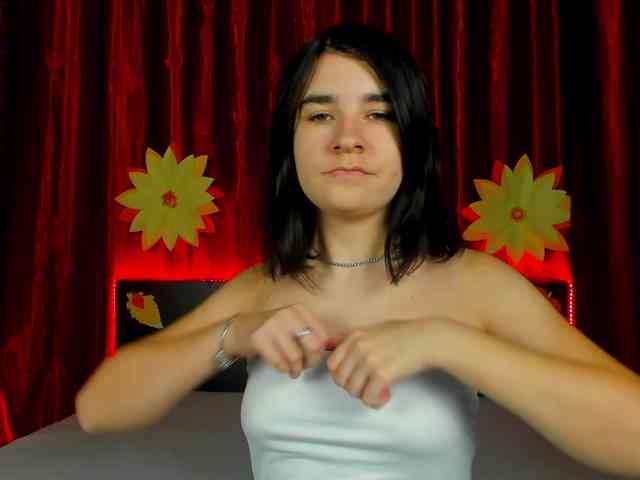 Polly-Love webcam
