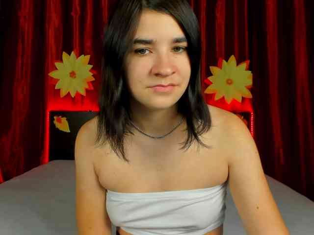 Polly-Love webcam