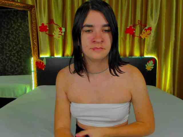 Polly-Love webcam