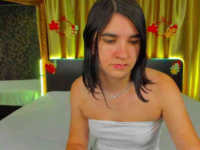 Polly-Love webcam