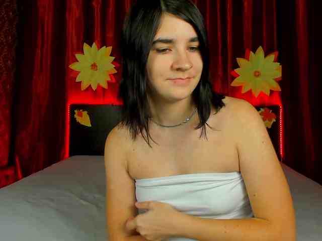 Polly-Love webcam
