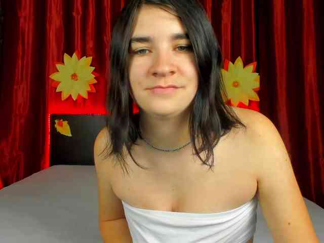 Polly-Love webcam
