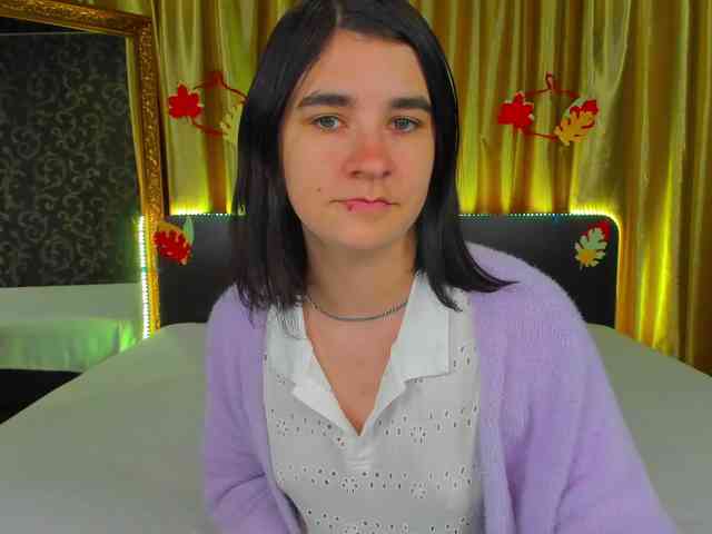 Polly-Love webcam