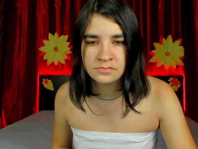 Polly-Love webcam